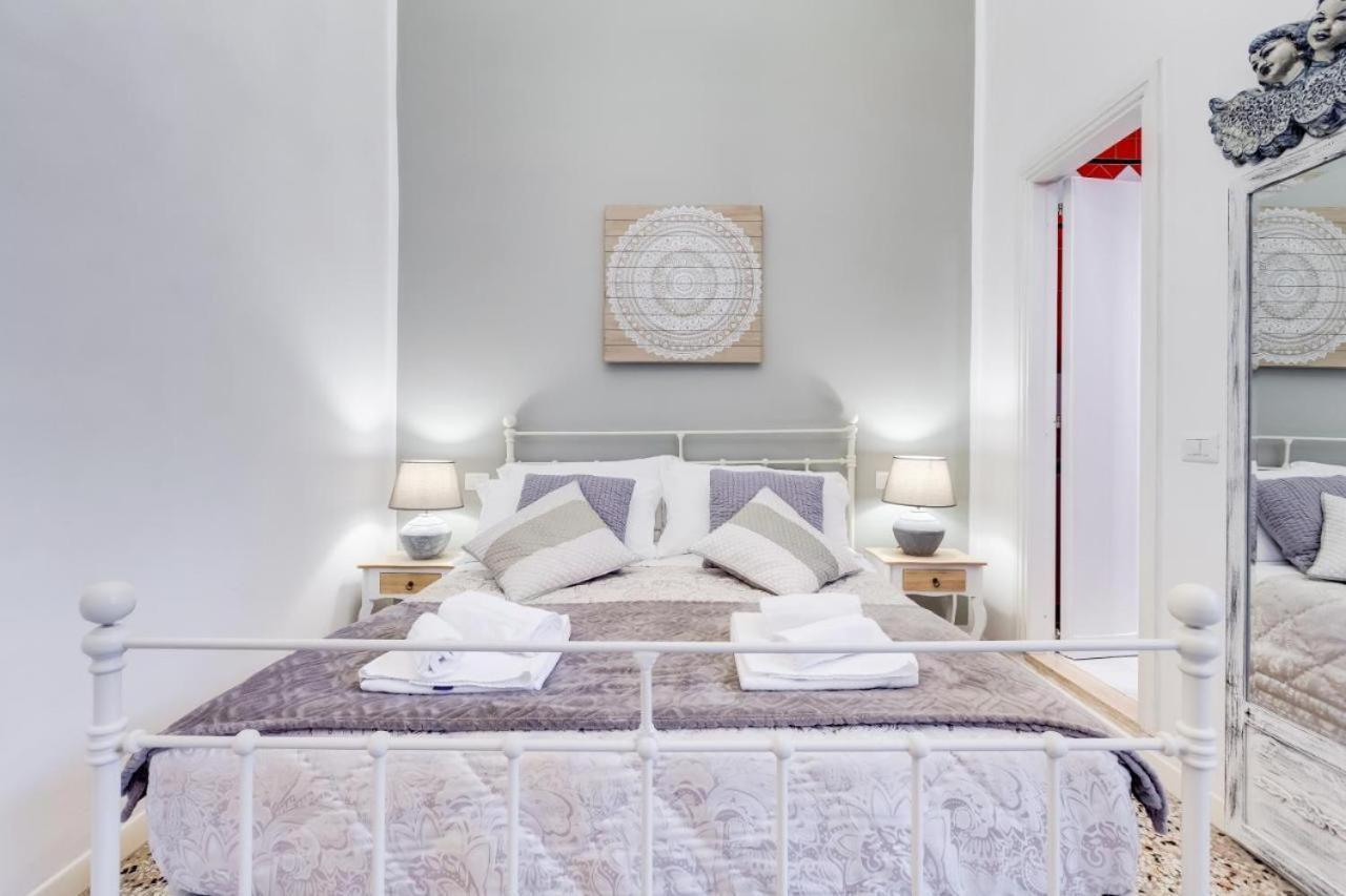Bed and breakfast Camilla Paradise Roma